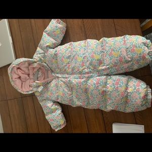 Gap 12-18 months, almost new , used just once